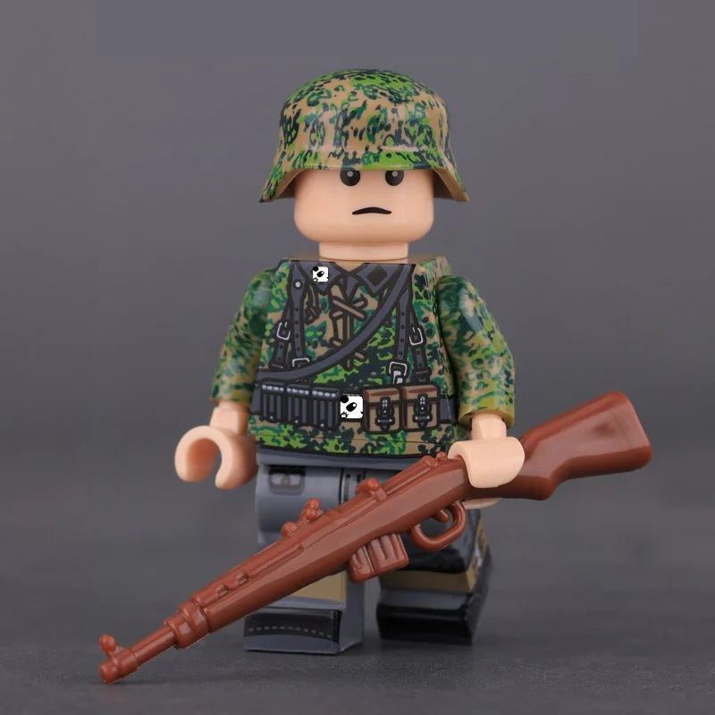 WW2 German G43 Infantry Soldier Custom Military Figure